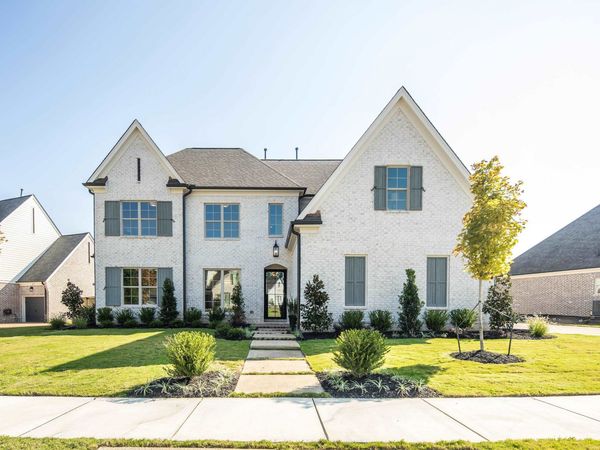 614 CEDAR SHADOWS CIR W, Collierville, TN 38017
