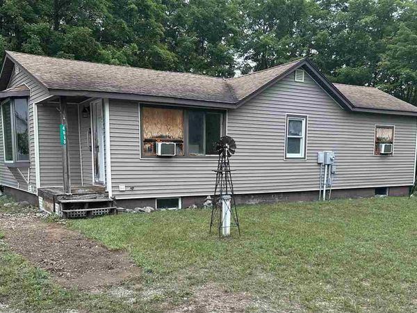 4565 Howard Road, Petoskey, MI 49770