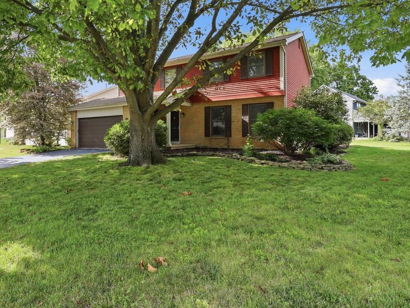 6966 Tralee Drive , Dublin, OH 43017 Photo 3