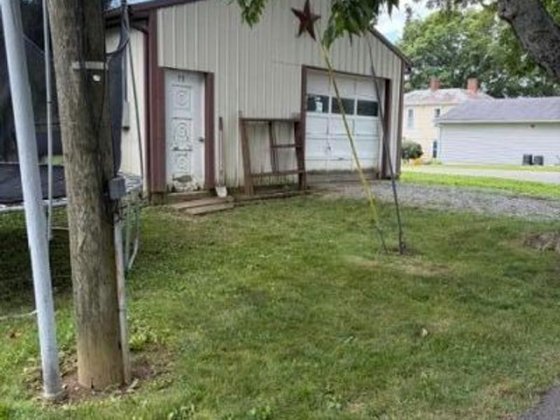 75 Park Drive , Thornville, OH 43076 Photo 5