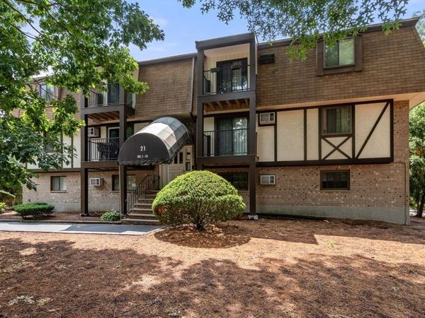 21 Erick Rd, Unit 18, Mansfield, MA 02048