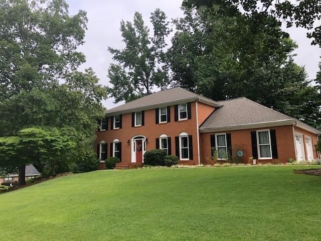 11 Queen Anne Drive Se, Mableton, GA 30126 Main Photo