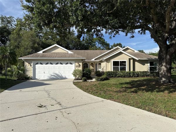 3174 57TH AVENUE CIRCLE E, BRADENTON, FL 34203