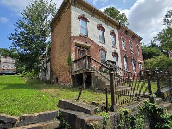 127 14th St, Wheeling, WV 26003