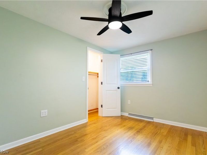 211 Fairview Avenue, Baltimore, OH 43105 Photo 25