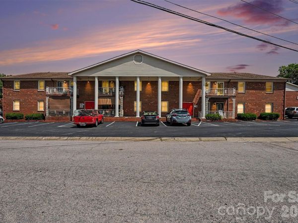 112 Briarcliff Drive , Kannapolis, NC 28081
