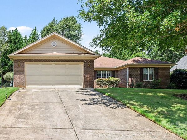 207 Edenshire Court , Indian Trail, NC 28079