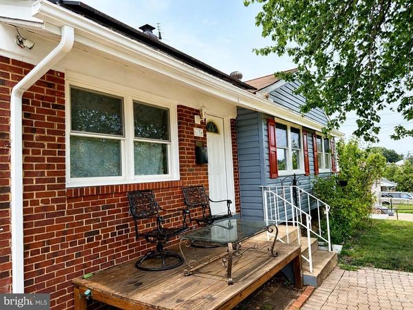6806 BEACON PLACE, RIVERDALE, MD 20737