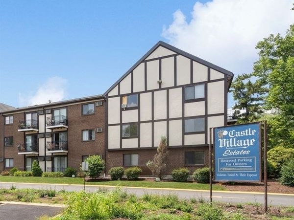 159 Bittersweet Ln, Unit 123, Randolph, MA 02368