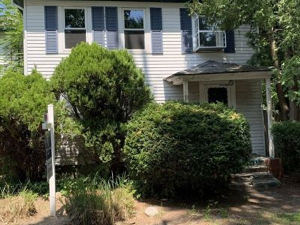 10 Willard St, Wayland, MA 01778