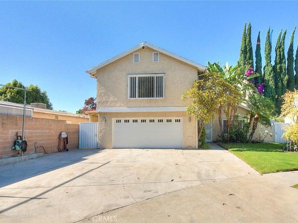 18223 Delano, Tarzana, CA 91335