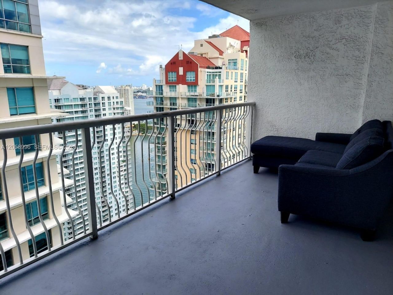 1200 Brickell Bay Dr, Unit 3708, Miami, FL 33131 Photo