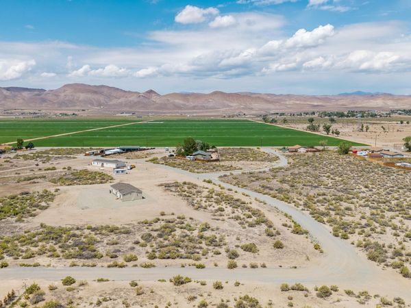 15 Northridge Drive, Yerington, NV 89447