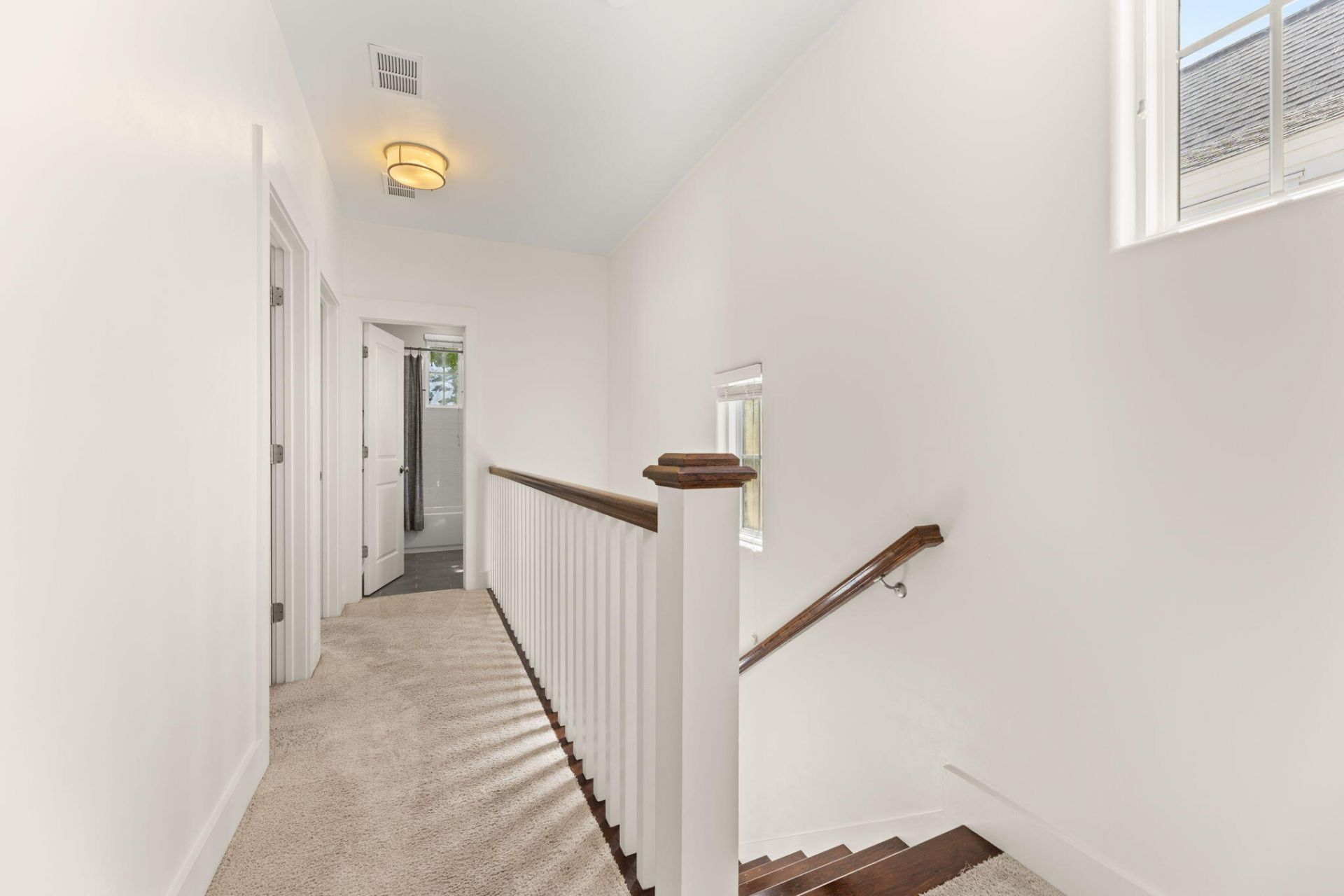 512 Cross Park Lane Photo 17