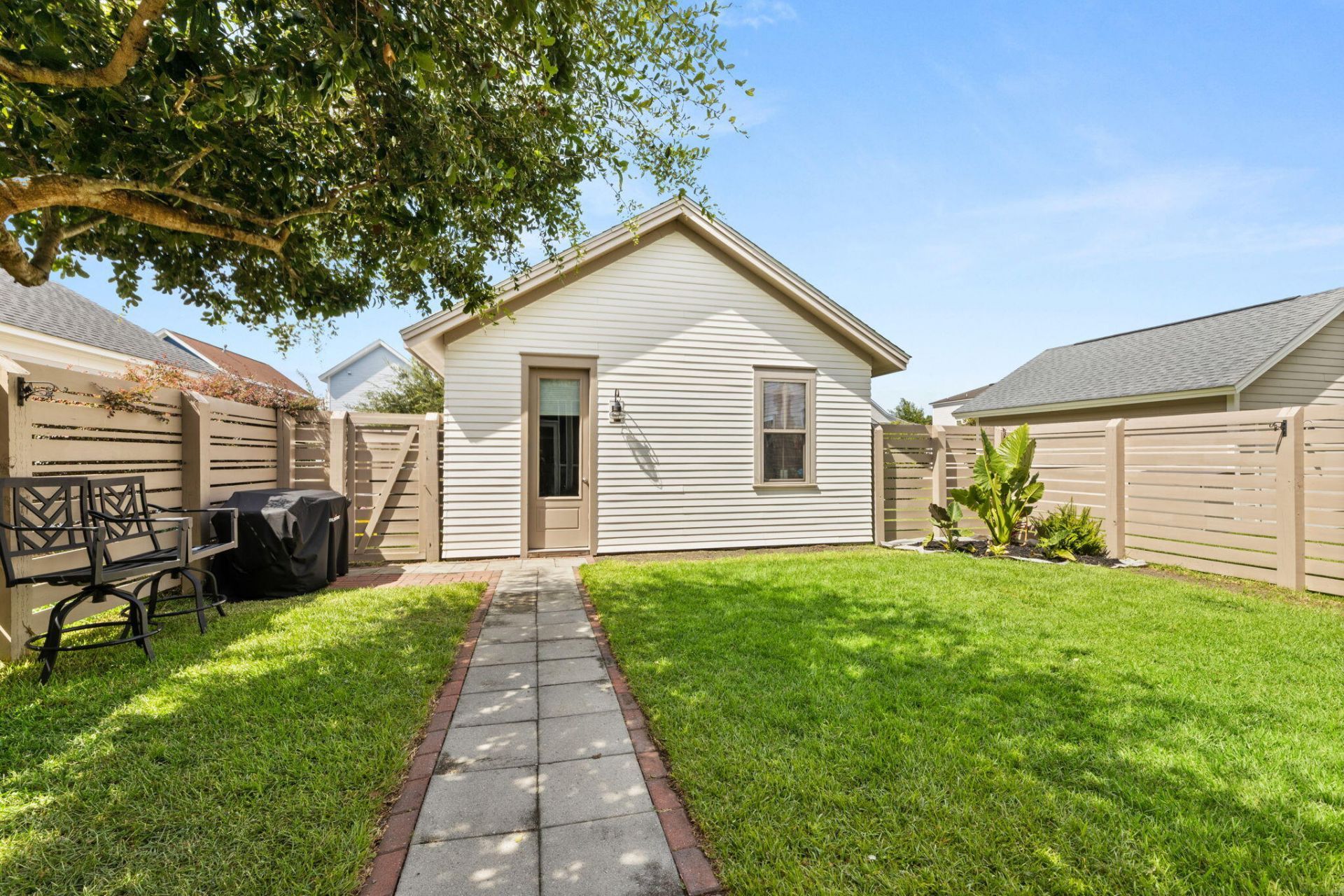 512 Cross Park Lane Photo 26