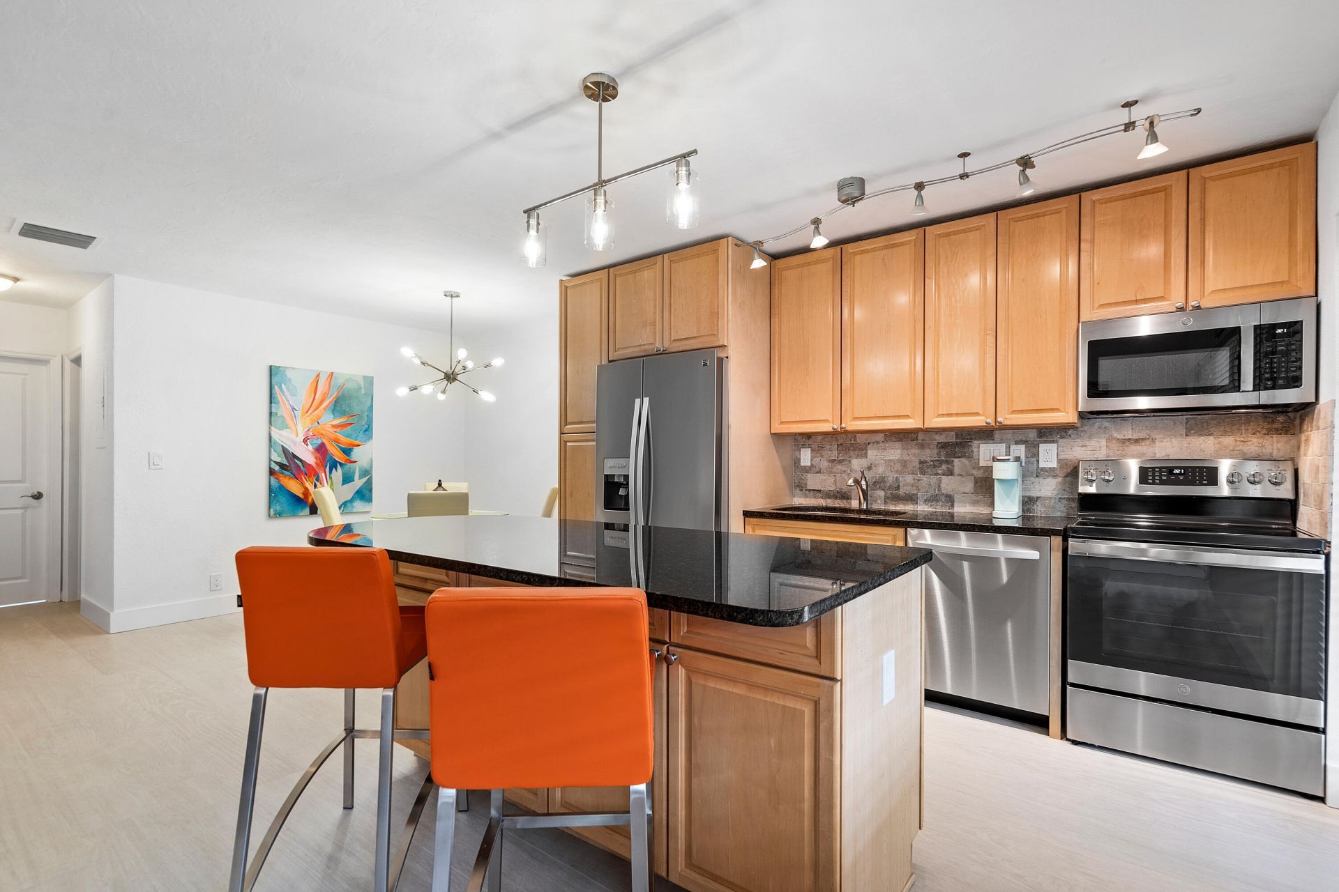 2881 NE 32nd Street, Unit 220, Fort Lauderdale, FL 33306 Photo