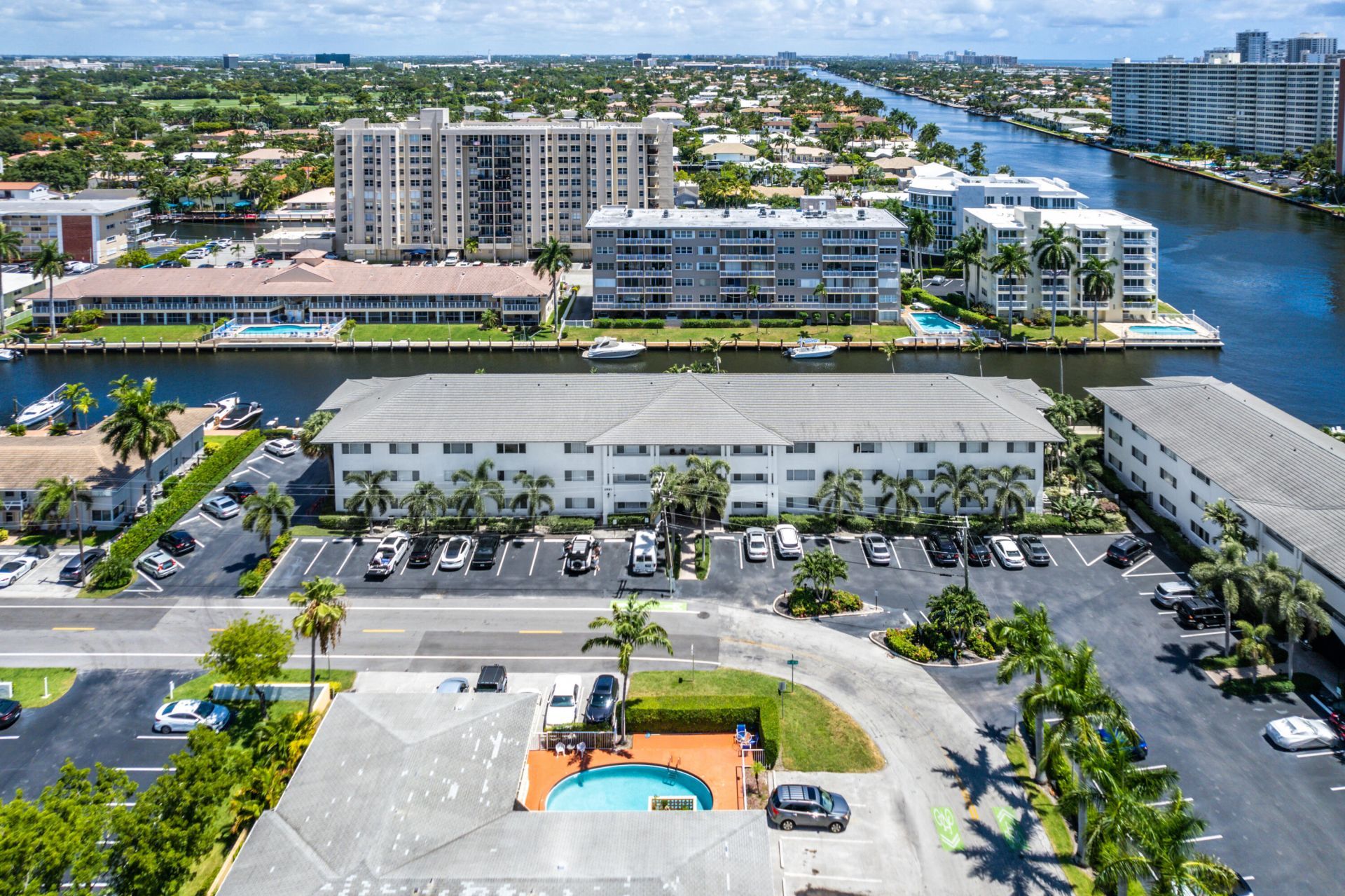 2881 NE 32nd Street, Unit 220, Fort Lauderdale, FL 33306 Photo