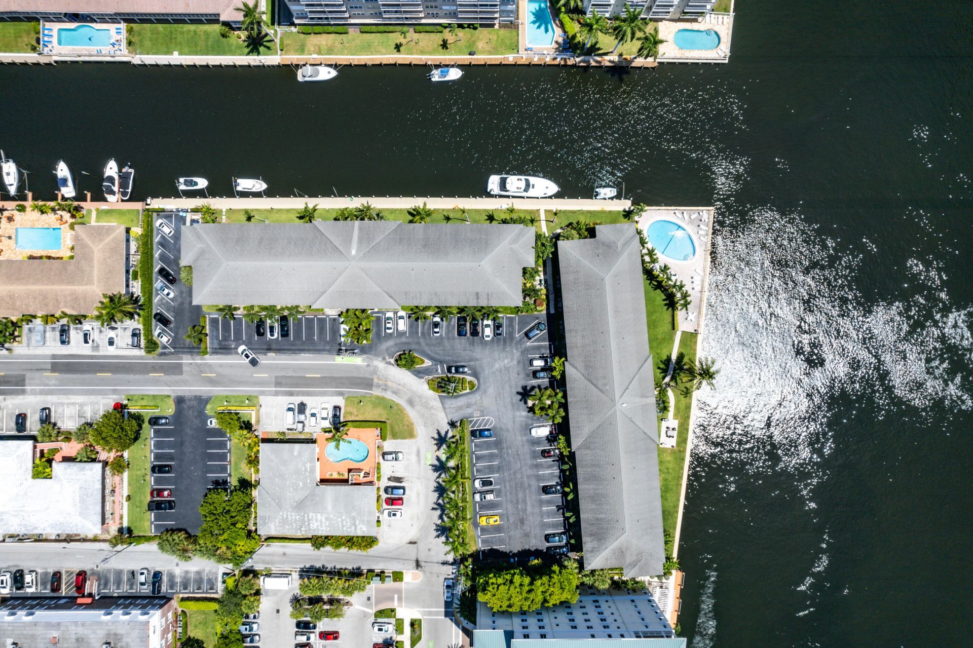 2881 NE 32nd Street, Unit 220, Fort Lauderdale, FL 33306 Photo