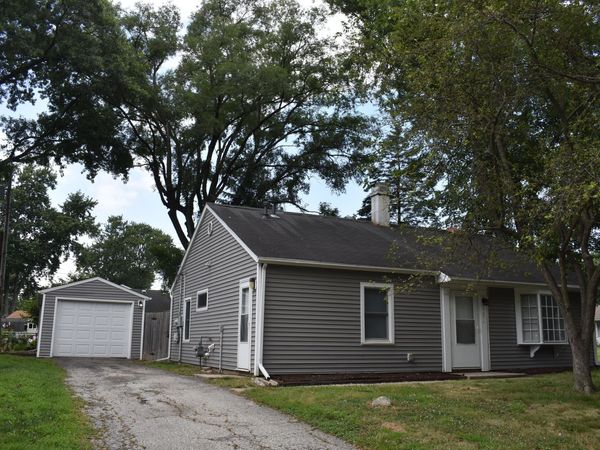 2360 Arrow Street , Portage, IN 46368