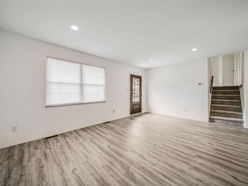 2850 Ravenswood Court, Columbus, OH 43232 Photo 12