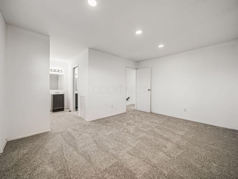 2850 Ravenswood Court, Columbus, OH 43232 Photo 35