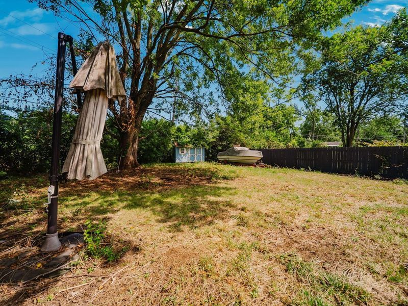 2850 Ravenswood Court, Columbus, OH 43232 Photo 5