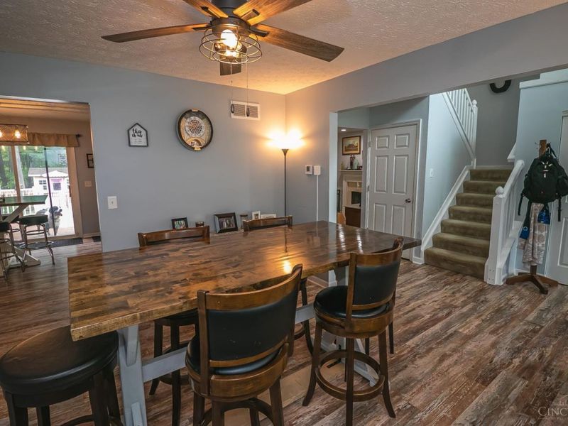 8712 Woolstone Court, Hamilton Twp, OH 45039 Photo 11