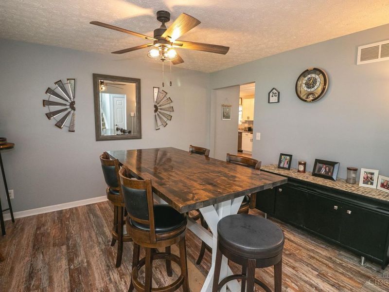 8712 Woolstone Court, Hamilton Twp, OH 45039 Photo 12
