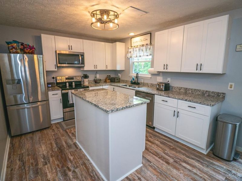 8712 Woolstone Court, Hamilton Twp, OH 45039 Photo 18