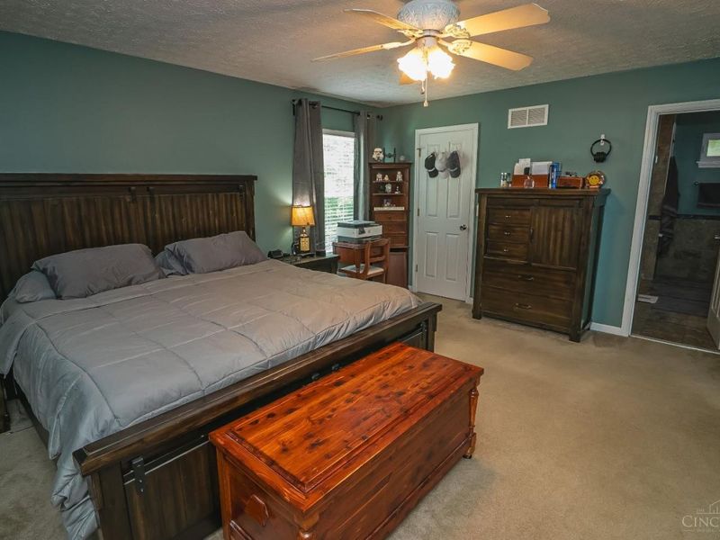 8712 Woolstone Court, Hamilton Twp, OH 45039 Photo 24