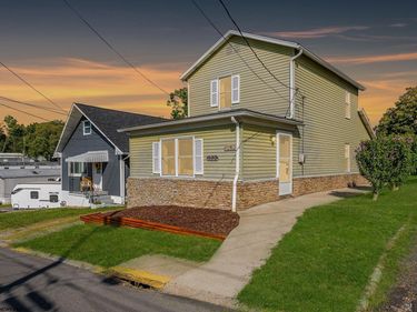 532 & 532 1/2 Herman Avenue, Star City, WV 26505