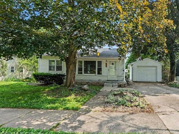 2105 Charlton Avenue , Ann Arbor, MI 48103