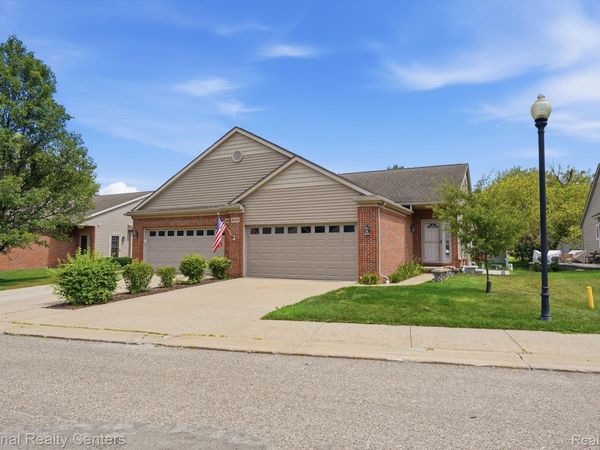 809 Chelsea Ridge Court, Howell, Mi 48843