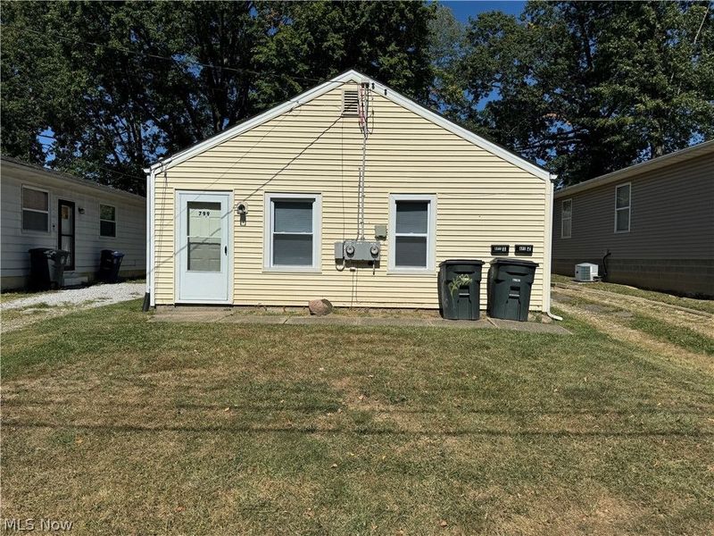 799 Georgia Avenue, Unit 2 (rear), Akron, OH 44306 Photo 1