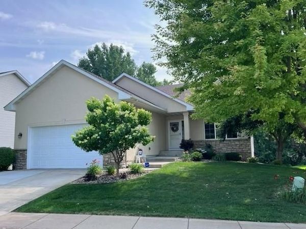 2637 Wilds Lane NW, Prior Lake, MN 55372
