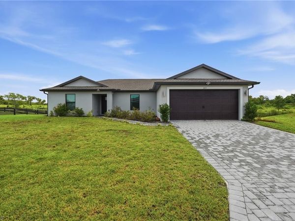 811 Gen Chesty Puller CT , LABELLE, FL 33935