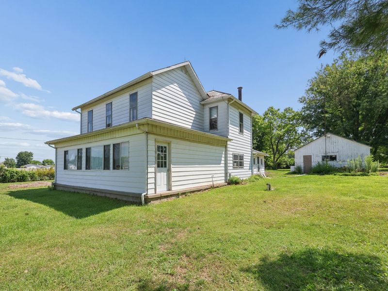 3950 Tschopp Road NE, Lancaster, OH 43130 Photo 2