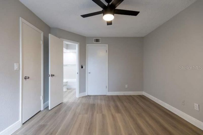 4572 Commander Drive , Unit 1212, Orlando, FL 32822 Photo