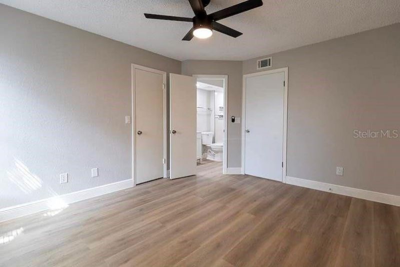 4572 Commander Drive , Unit 1212, Orlando, FL 32822 Photo