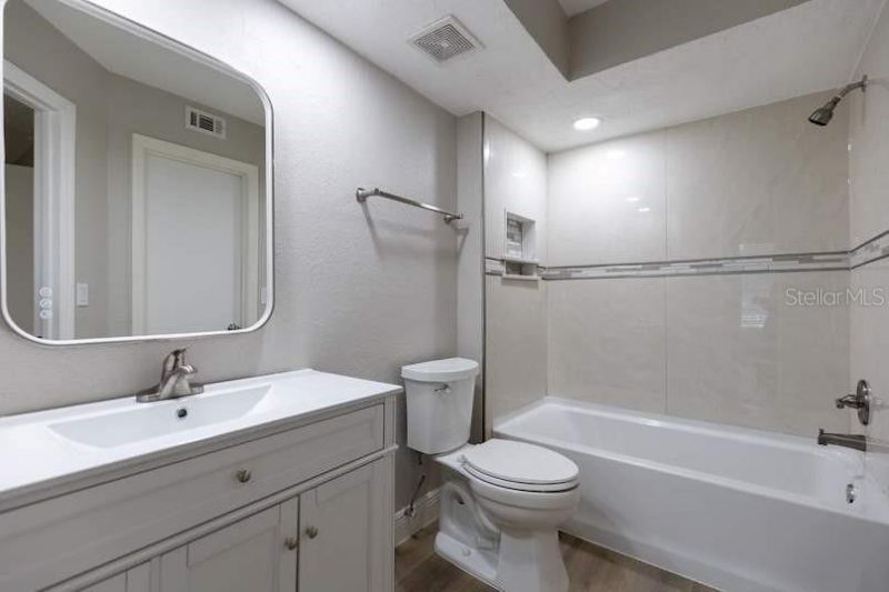 4572 Commander Drive , Unit 1212, Orlando, FL 32822 Photo