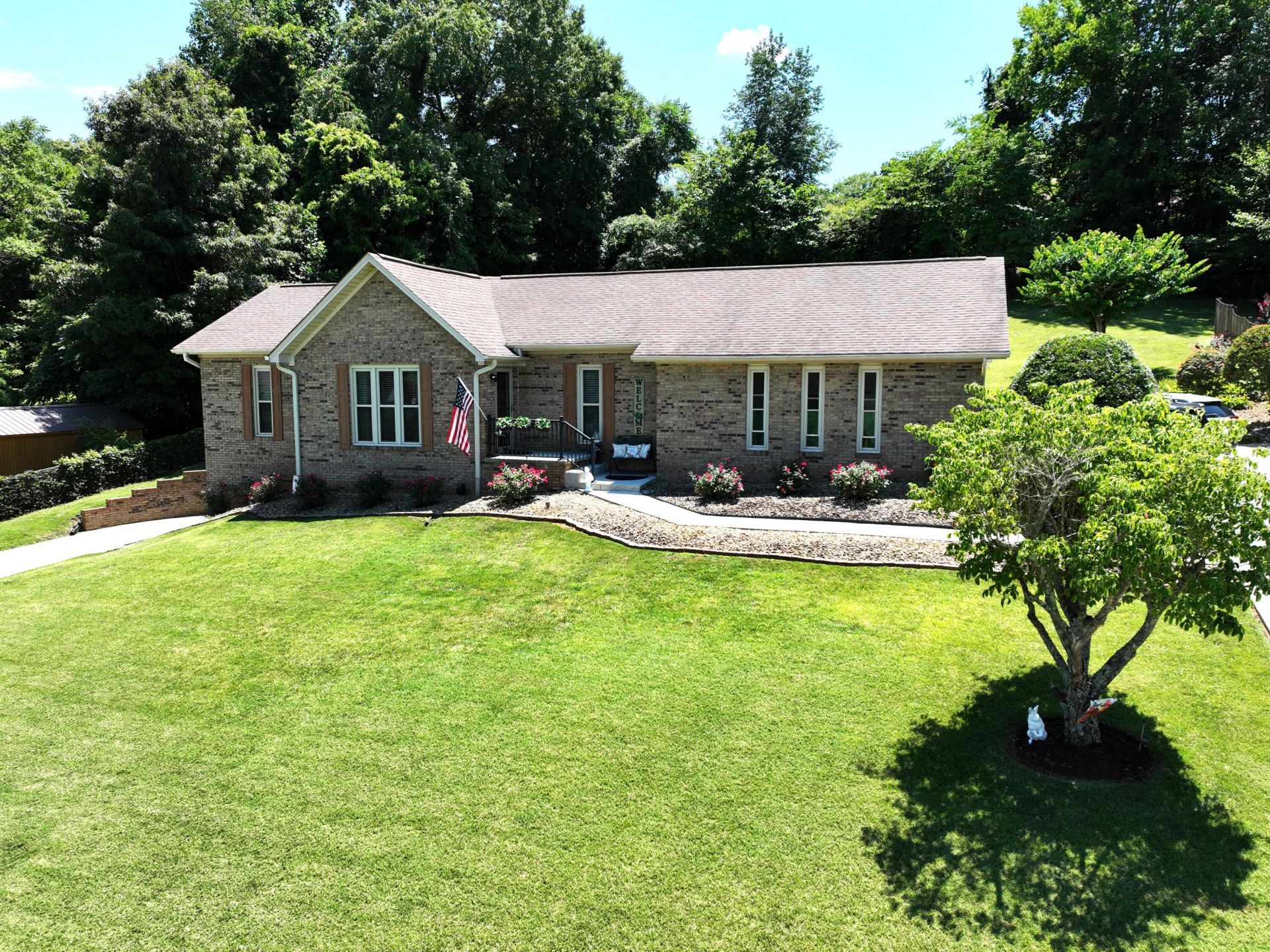 967 Mountain Laurel Road, Morristown, TN 37814 Main Photo