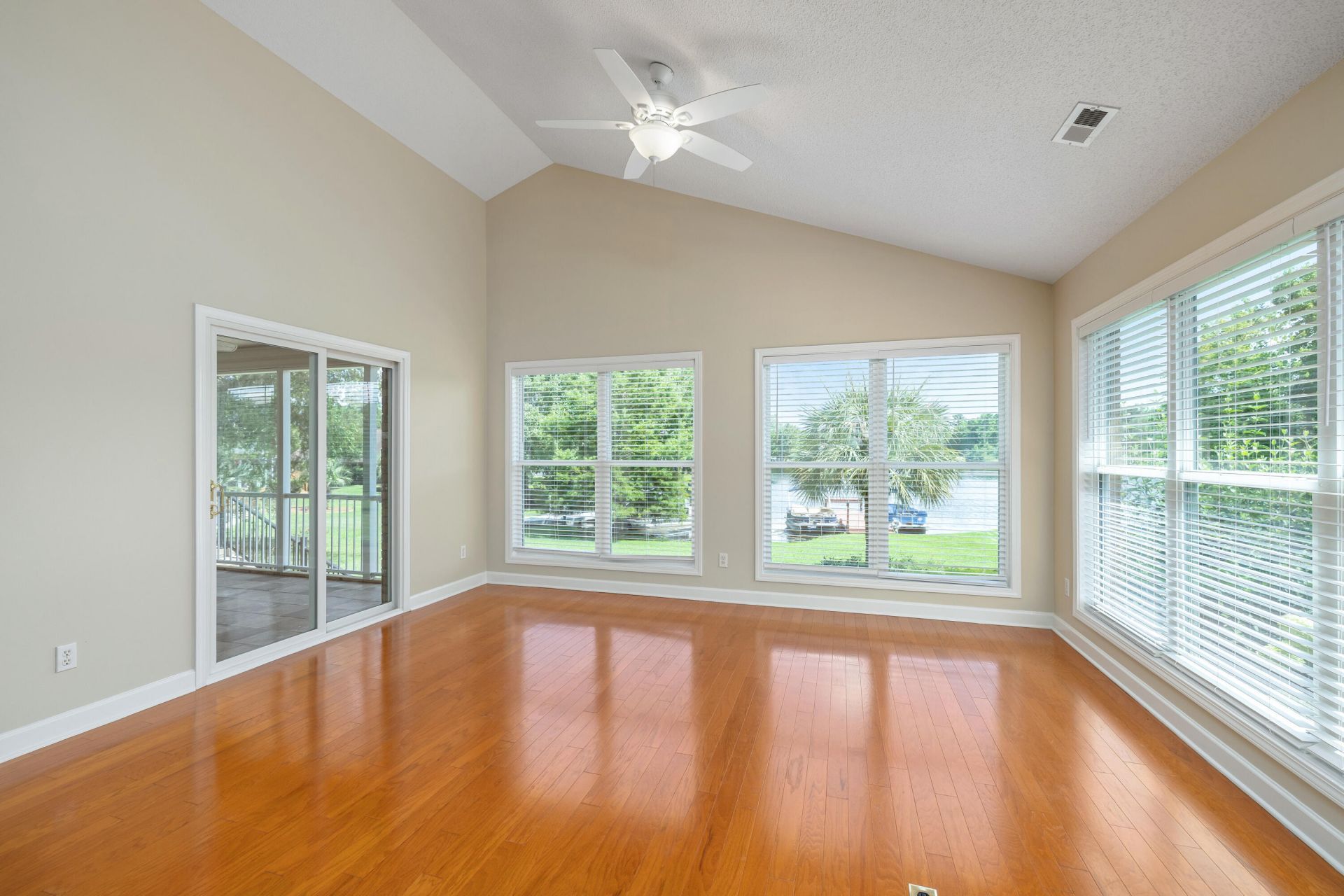 257 Ridge Lake Drive Photo 28