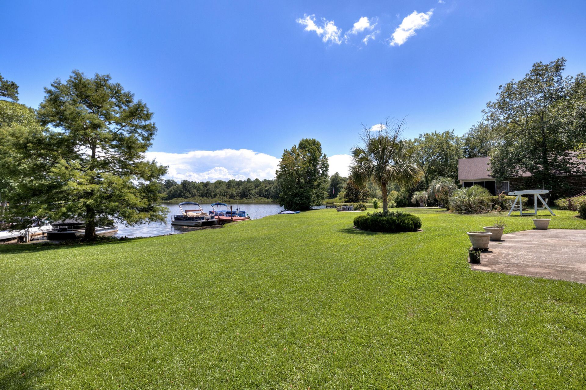 257 Ridge Lake Drive Photo 4