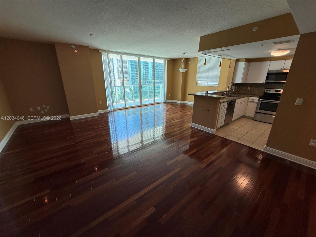 1250 S Miami Ave , Unit 1302, Miami, FL 33130 Photo