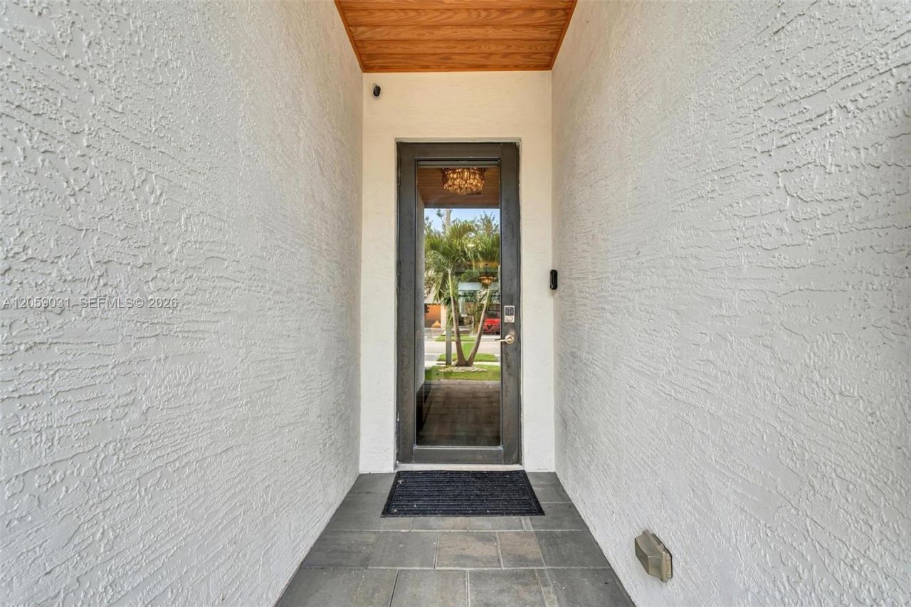 10533 NW 78th Ter, Doral, FL 33178 Photo