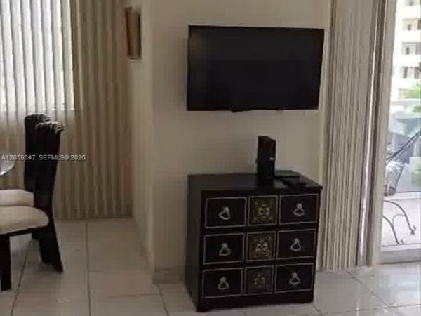 1849 S Ocean Dr, Unit 501, Hallandale Beach, FL 33009