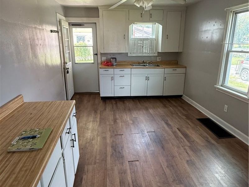 16330 State Route 267, East Liverpool, OH 43920 Photo 6