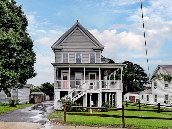 216 Beach Road , Hampton, VA 23664