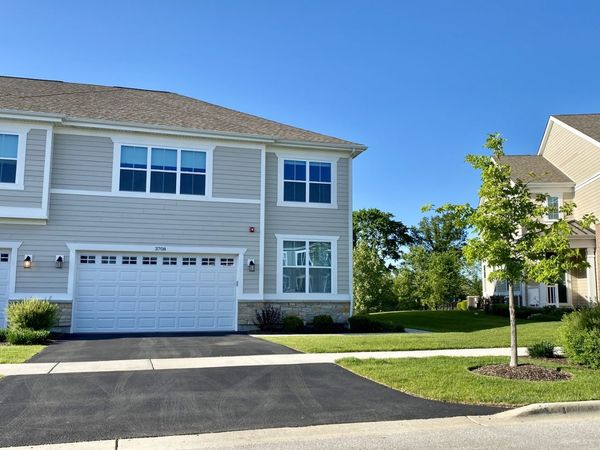 3708 Provenance Way , Unit 3708, Northbrook, IL 60062