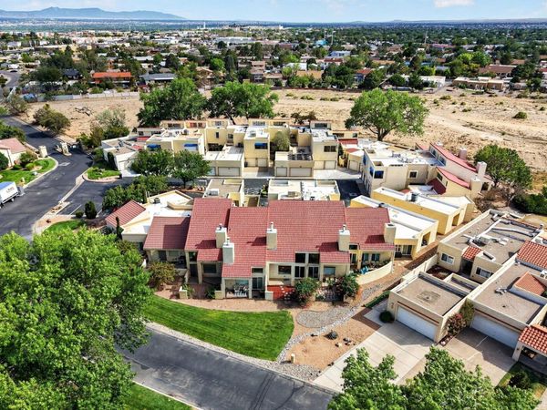 617 Eastlake Court SE, Albuquerque, NM 87124
